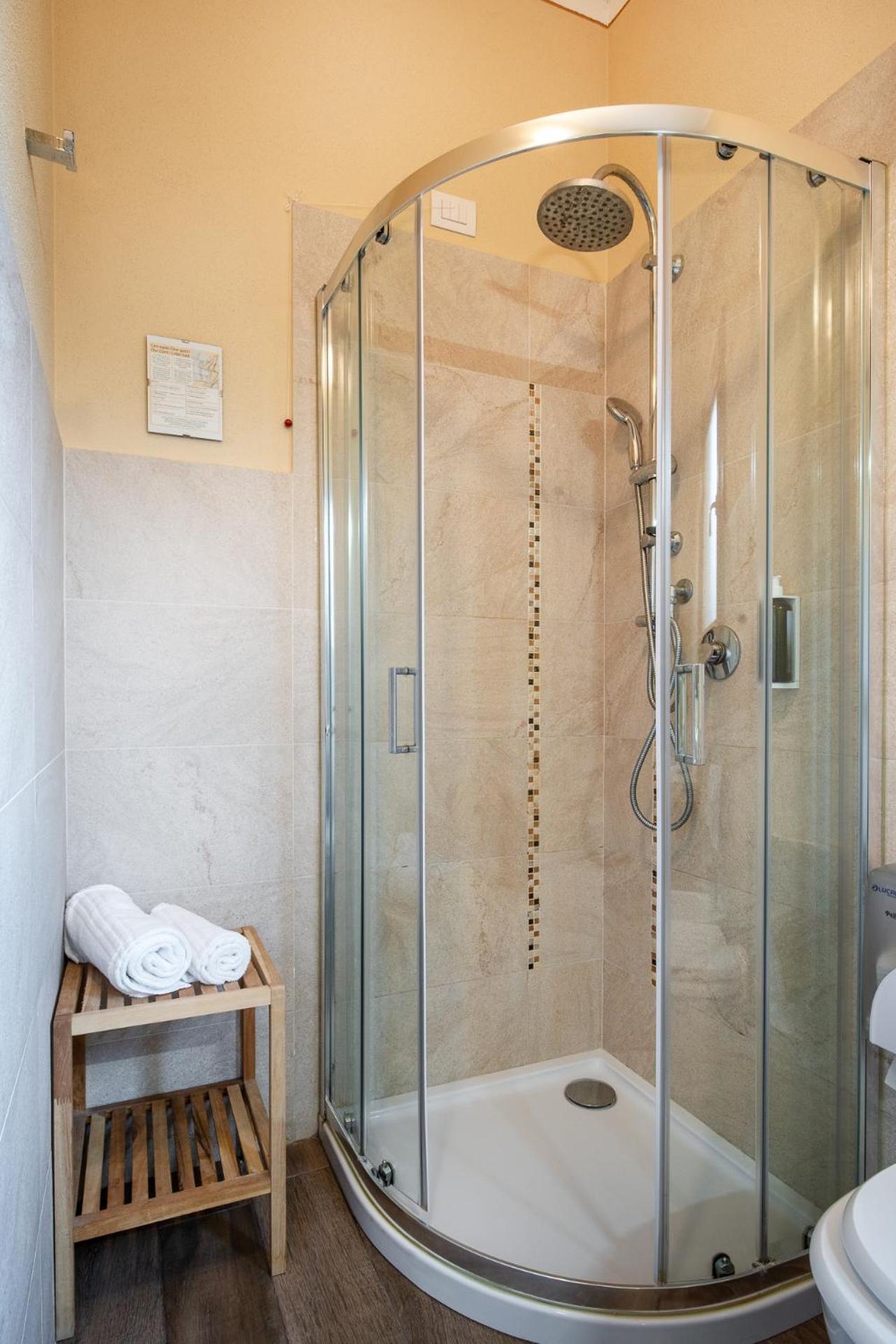 סאן תאודורו Hotel Lu Pitrali מראה חיצוני תמונה