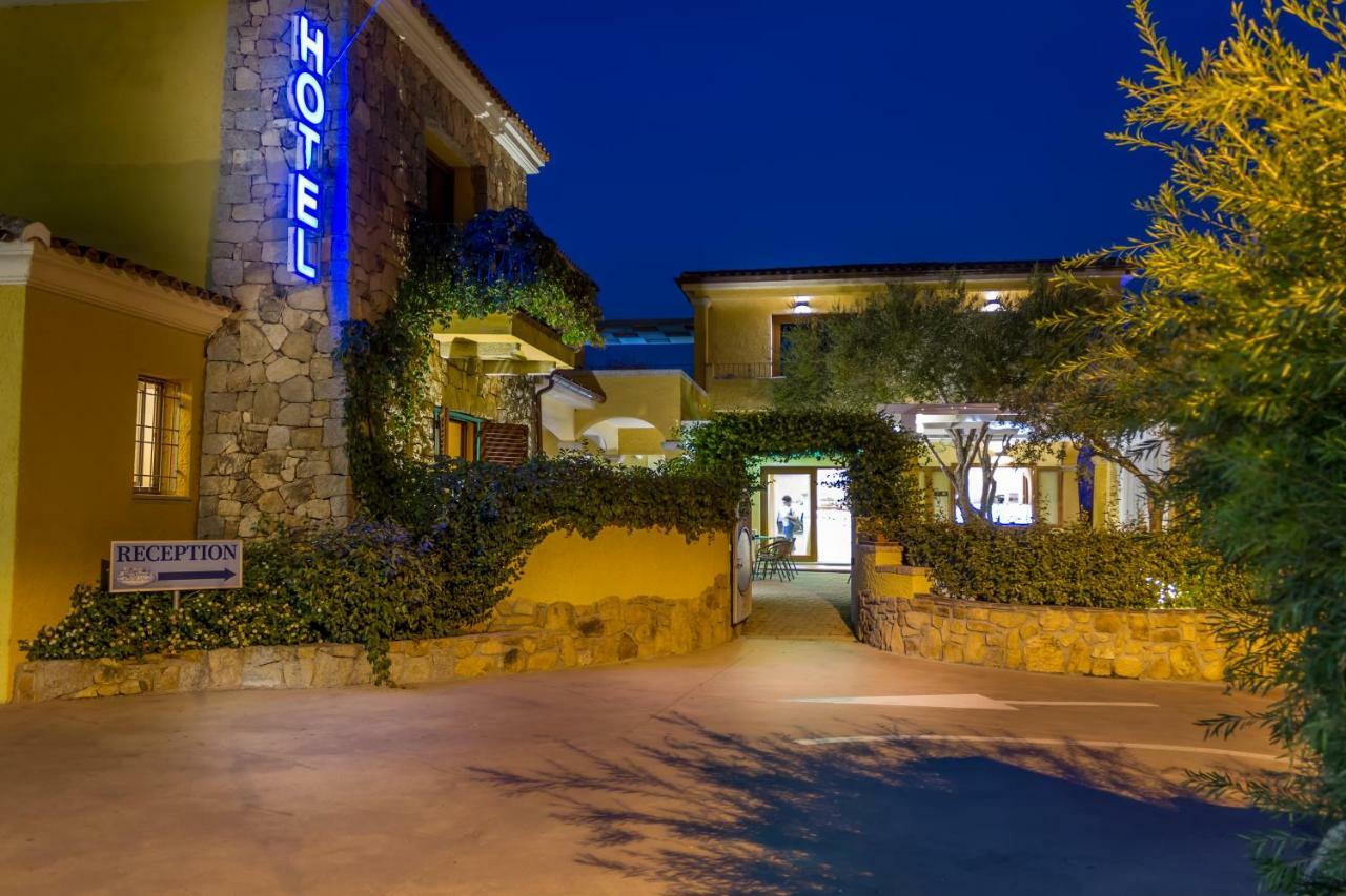 סאן תאודורו Hotel Lu Pitrali מראה חיצוני תמונה